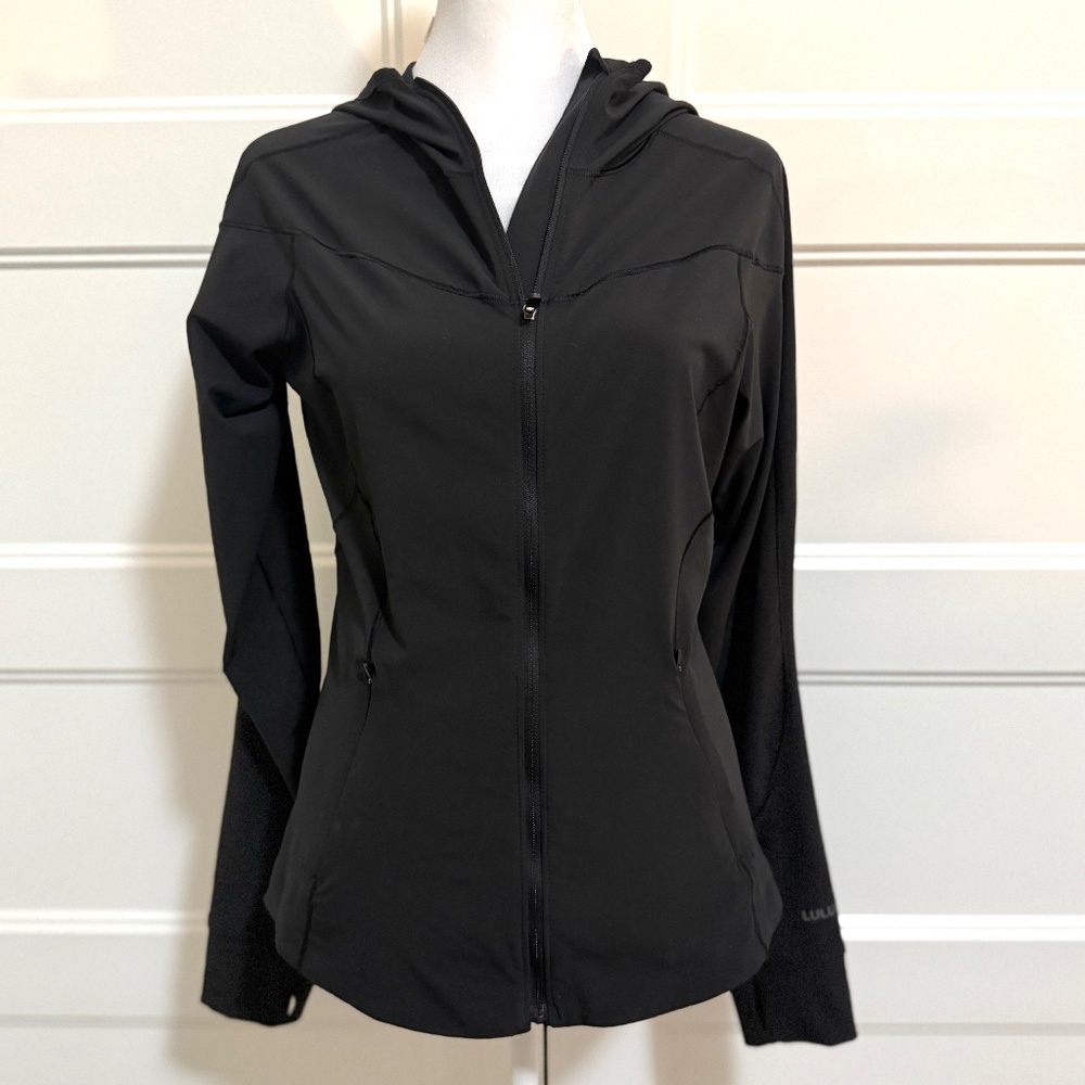 Lululemon Mist Over Windbreaker NWOT